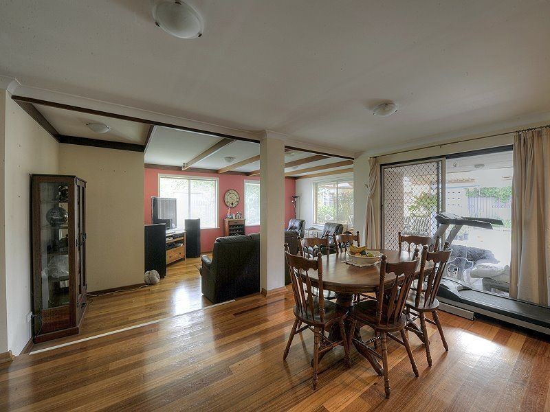 26 Hanson Way, Dudley Park WA 6210