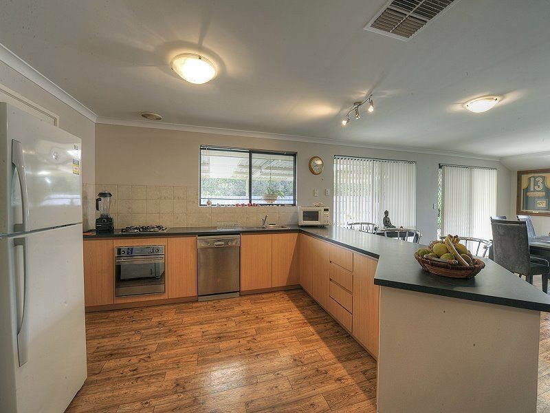 15 Sandalwood Close, Falcon WA 6210