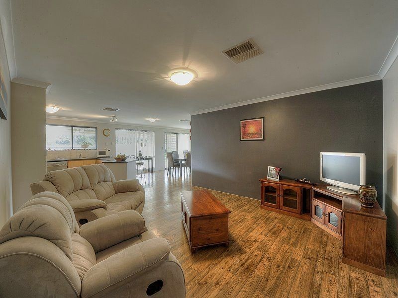 15 Sandalwood Close, Falcon WA 6210