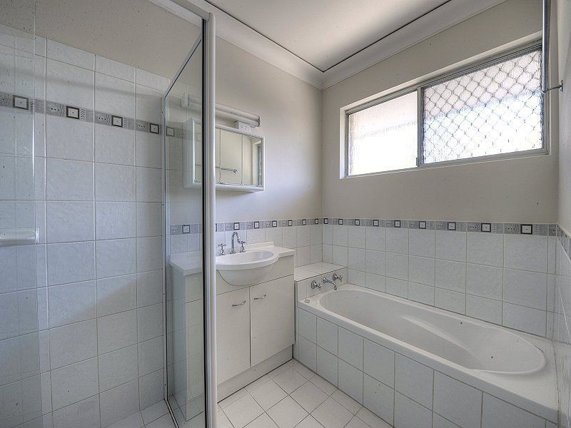 27 Sievewright Street, Silver Sands WA 6210