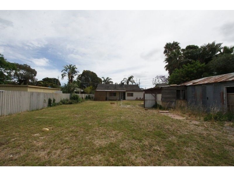 3 Service Street, Mandurah WA 6210