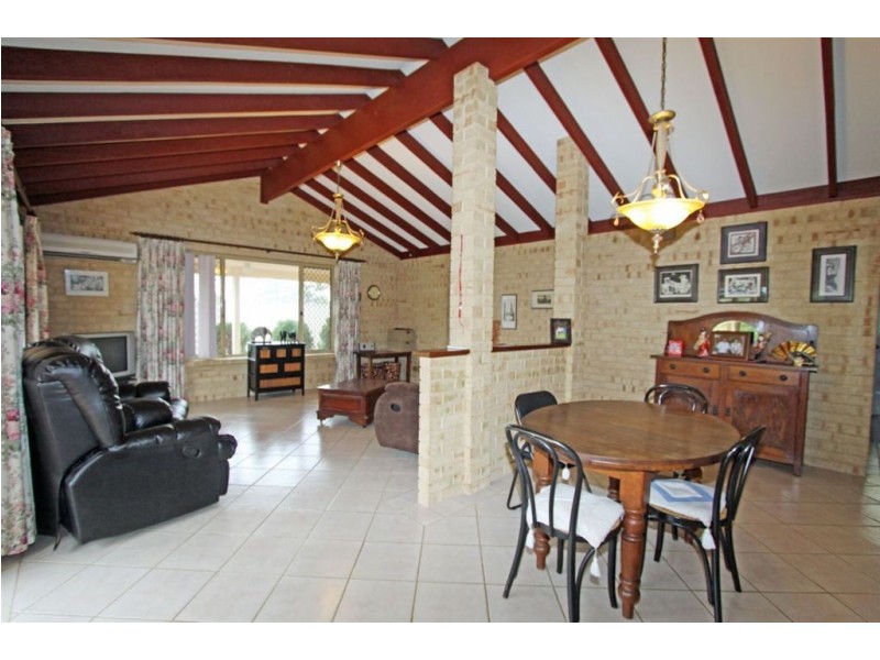 A/9 Sage Court, Halls Head WA 6210