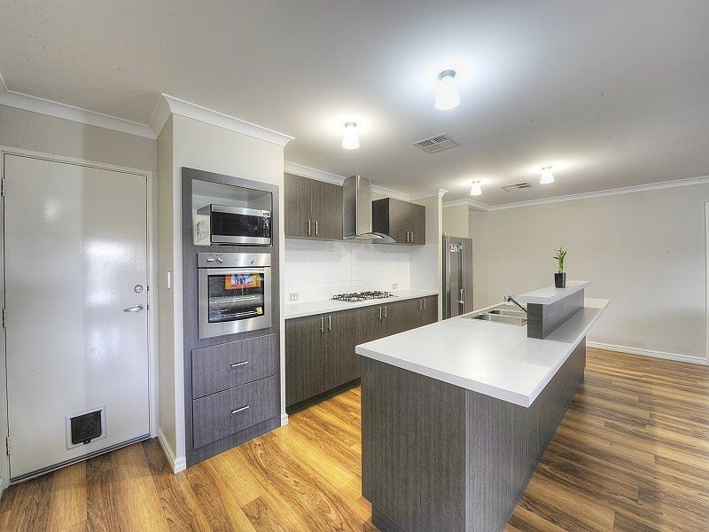 136 Countess Circuit, South Yunderup WA 6208