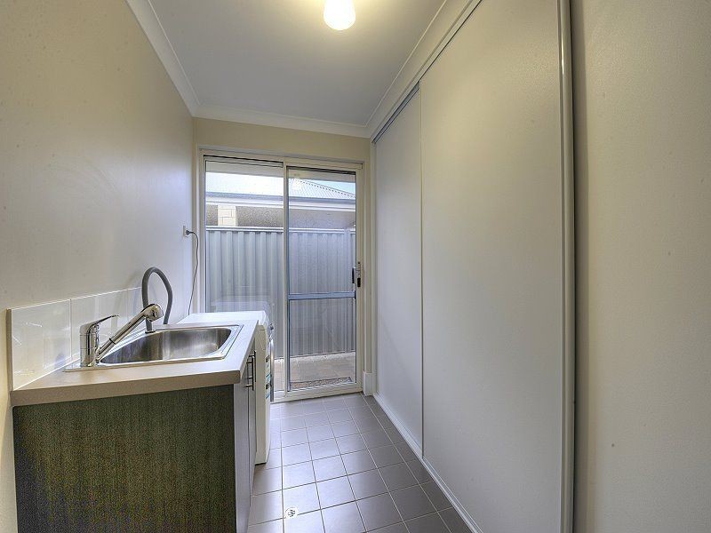 136 Countess Circuit, South Yunderup WA 6208