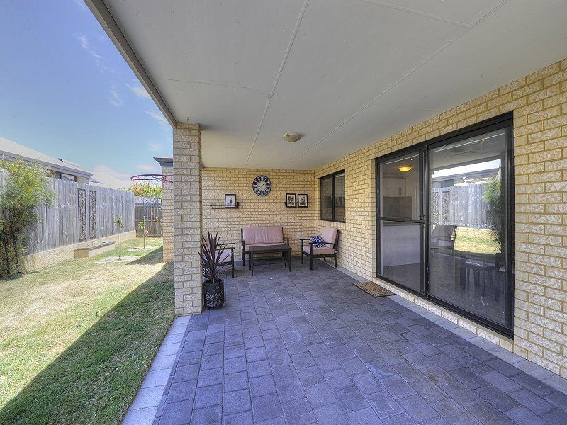 111 Hudson Drive, Dudley Park WA 6210