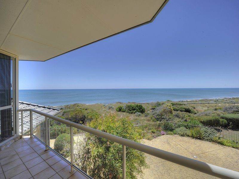 13 Caravel Way, Halls Head WA 6210