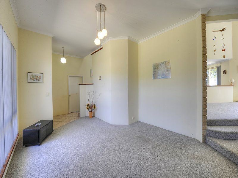 13 Caravel Way, Halls Head WA 6210
