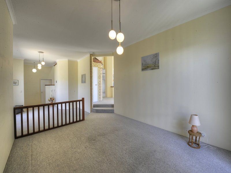 13 Caravel Way, Halls Head WA 6210