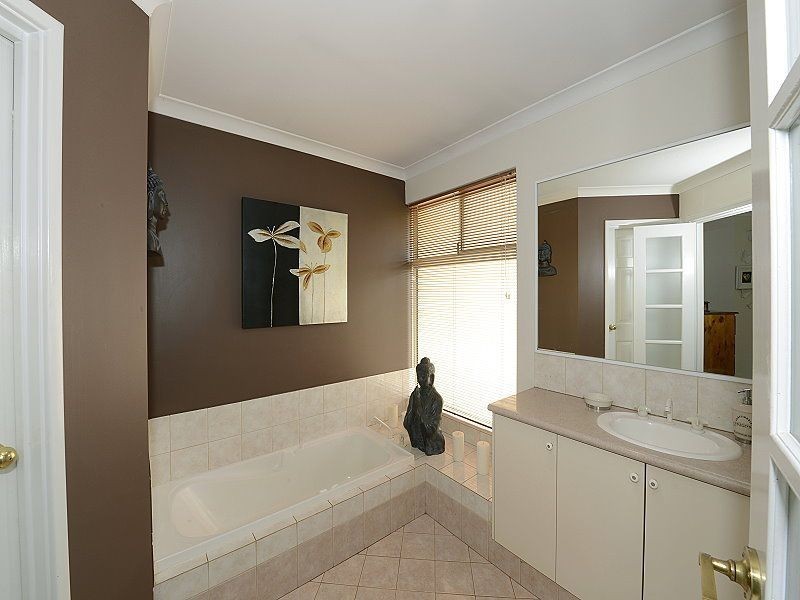 15 Green Grove Loop, Pinjarra WA 6208