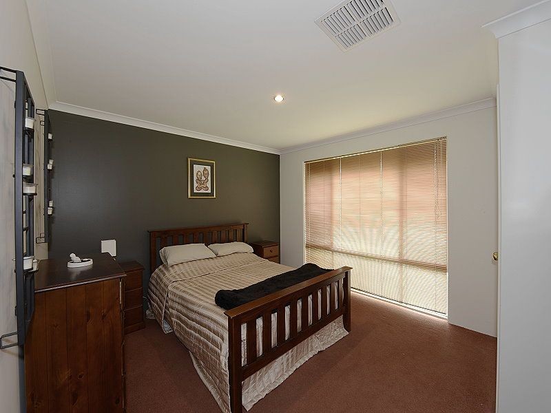 15 Green Grove Loop, Pinjarra WA 6208