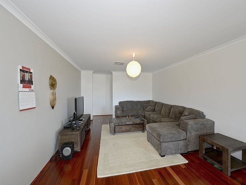 22 Sequin Close, Meadow Springs WA 6210