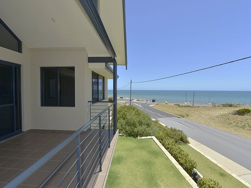 95B Leighton Road, Halls Head WA 6210