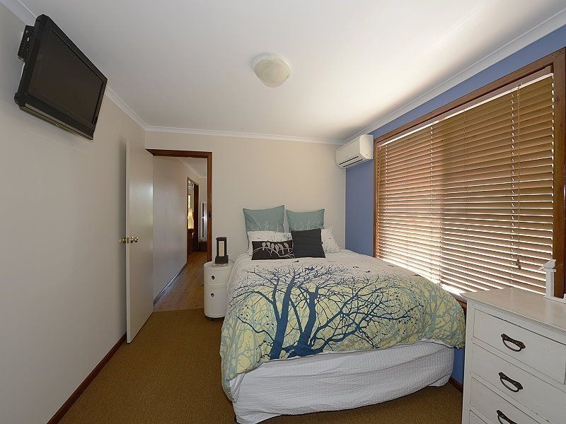 4 Janice Avenue, Falcon WA 6210