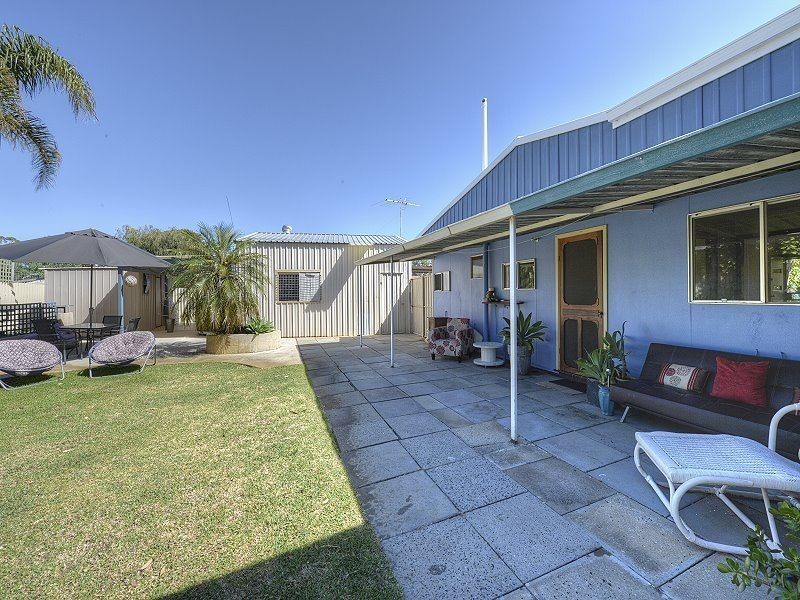 4 Janice Avenue, Falcon WA 6210