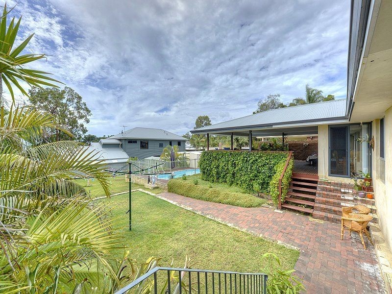 18 Parkridge Drive, Bouvard WA 6211