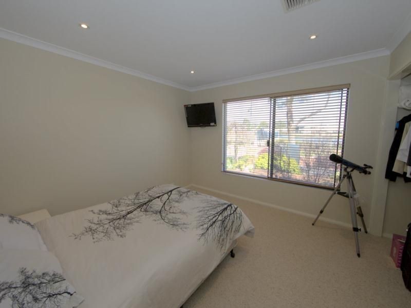 11 Cervantes Drive, Erskine WA 6210