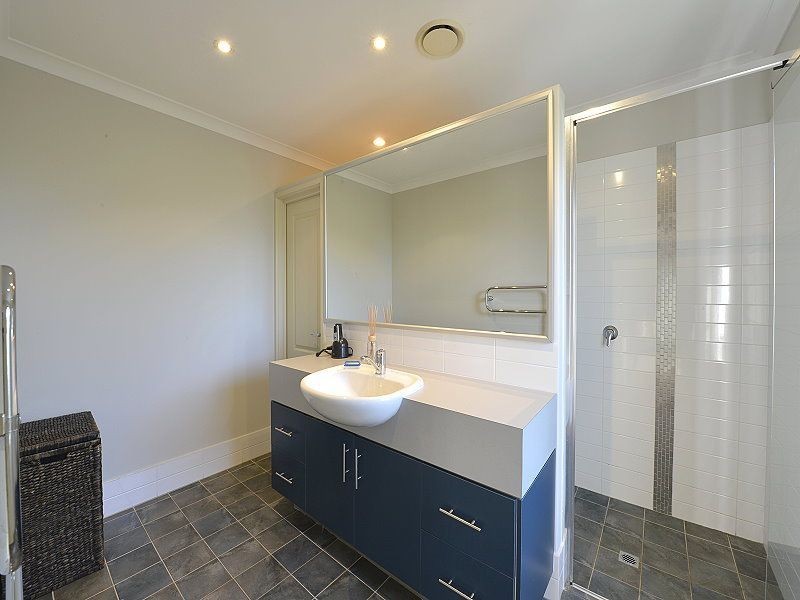 11 Cervantes Drive, Erskine WA 6210