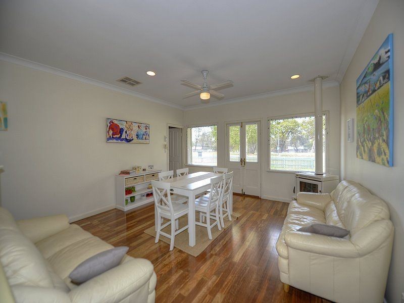 148 Banksia Terrace, South Yunderup WA 6208