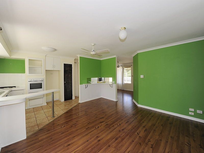 24 Casuarina Drive, Halls Head WA 6210