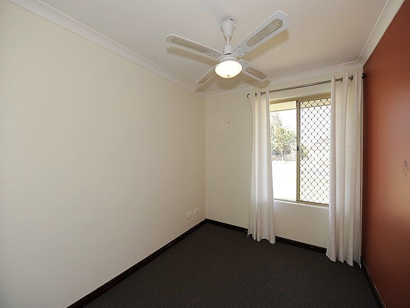 24 Casuarina Drive, Halls Head WA 6210