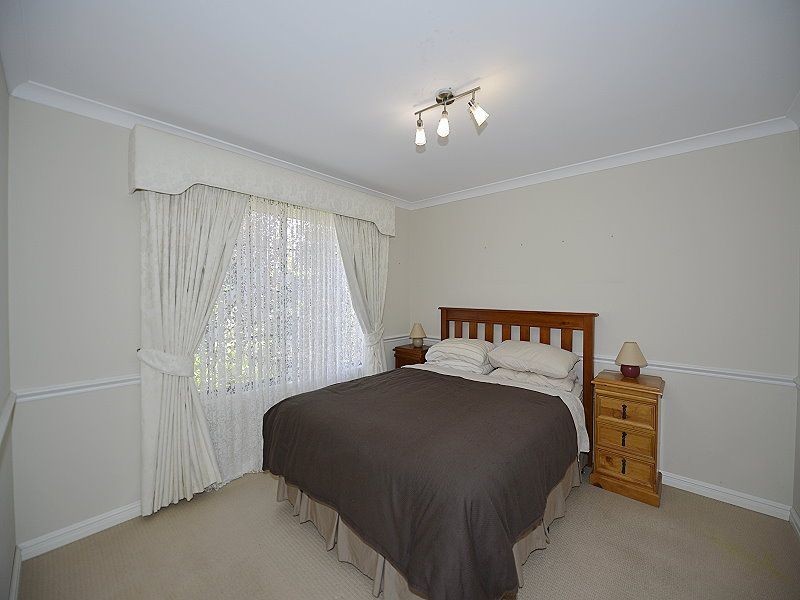 4/10 Bedingfeld Rd, Greenfields WA 6210