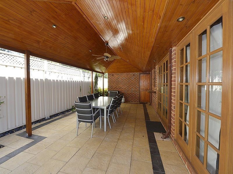 4/10 Bedingfeld Rd, Greenfields WA 6210