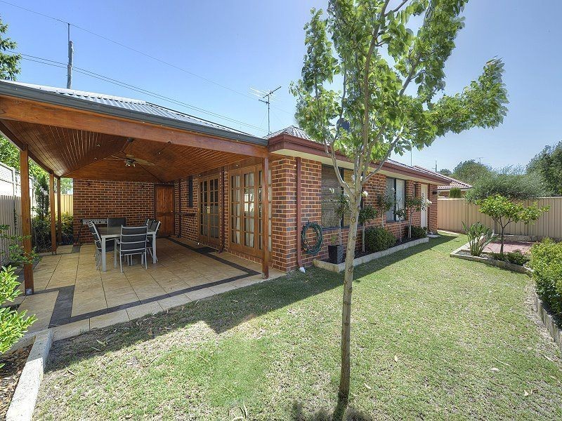 4/10 Bedingfeld Rd, Greenfields WA 6210