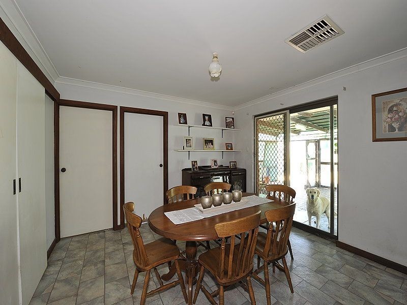 7 Blythwood Street, Dudley Park WA 6210