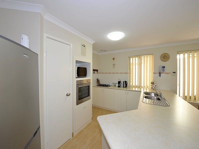 10B Mercury Crescent, Falcon WA 6210