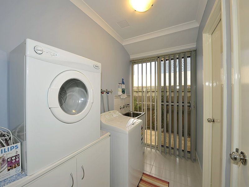 10B Mercury Crescent, Falcon WA 6210