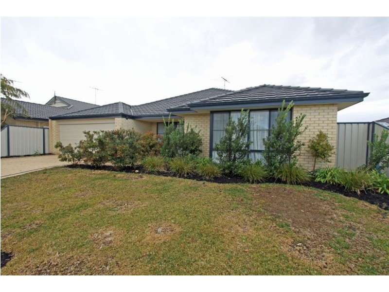 17 Caslano Road, Meadow Springs WA 6210