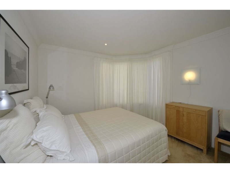 76 Westview Parade, Wannanup WA 6210