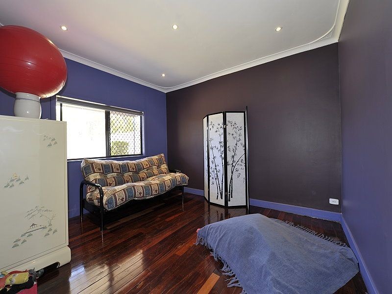 17 Merrivale Street, Wannanup WA 6210