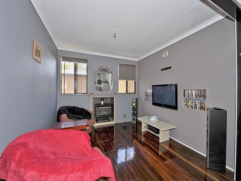 17 Merrivale Street, Wannanup WA 6210