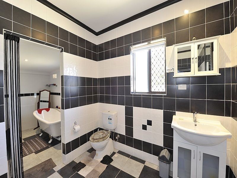 17 Merrivale Street, Wannanup WA 6210