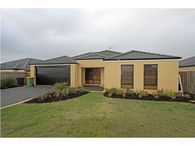 51 Seascapes Boulevard, Halls Head WA 6210