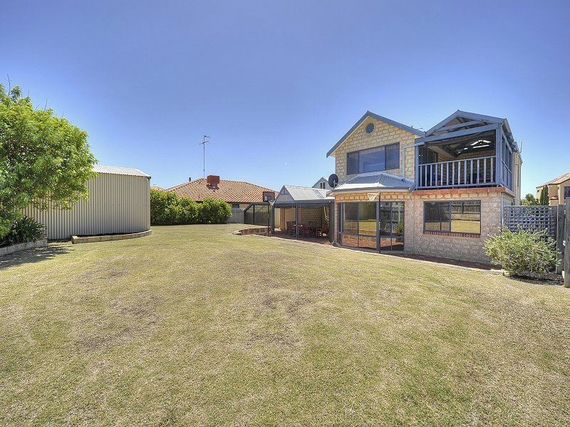 19 Caravel Way, Halls Head WA 6210