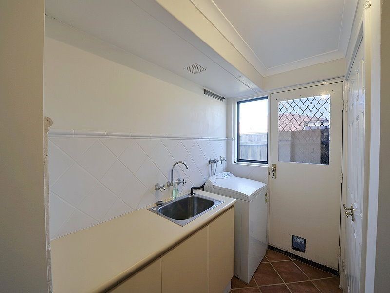 19 Caravel Way, Halls Head WA 6210