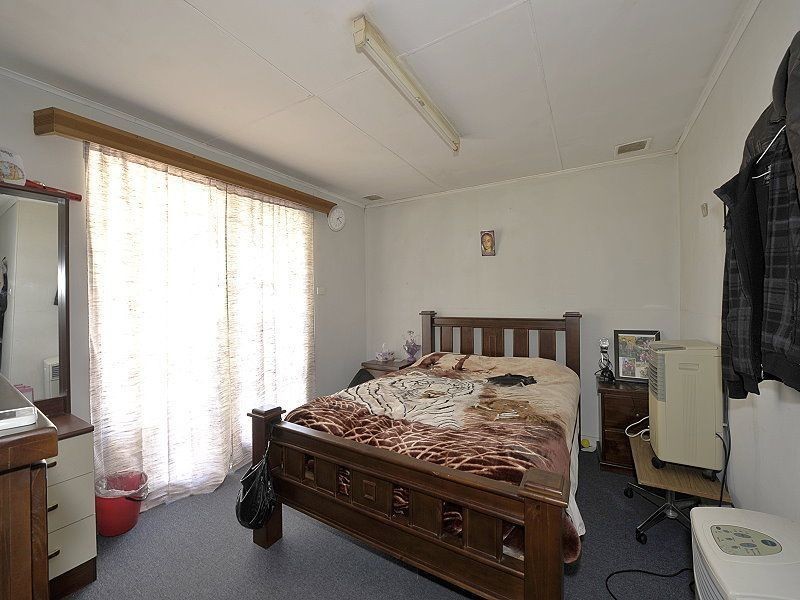 24 Churchill Avenue, Dudley Park WA 6210