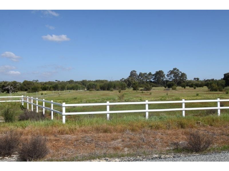 Lot 212 Bush Retreat, Nambeelup WA 6207