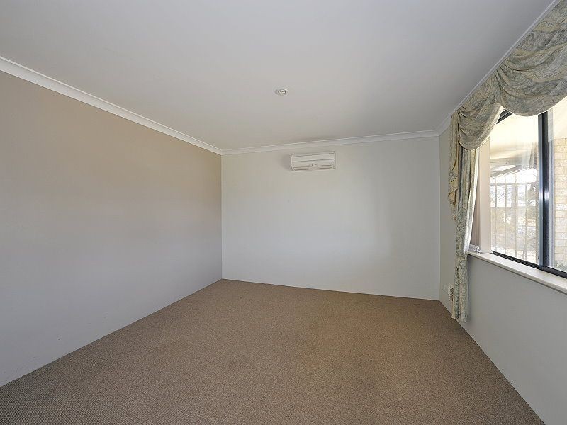 18 Coodanup Drive, Coodanup WA 6210