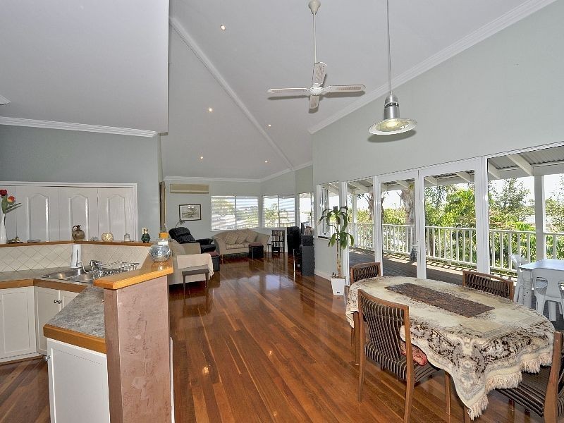 3 Oversby Street, Halls Head WA 6210