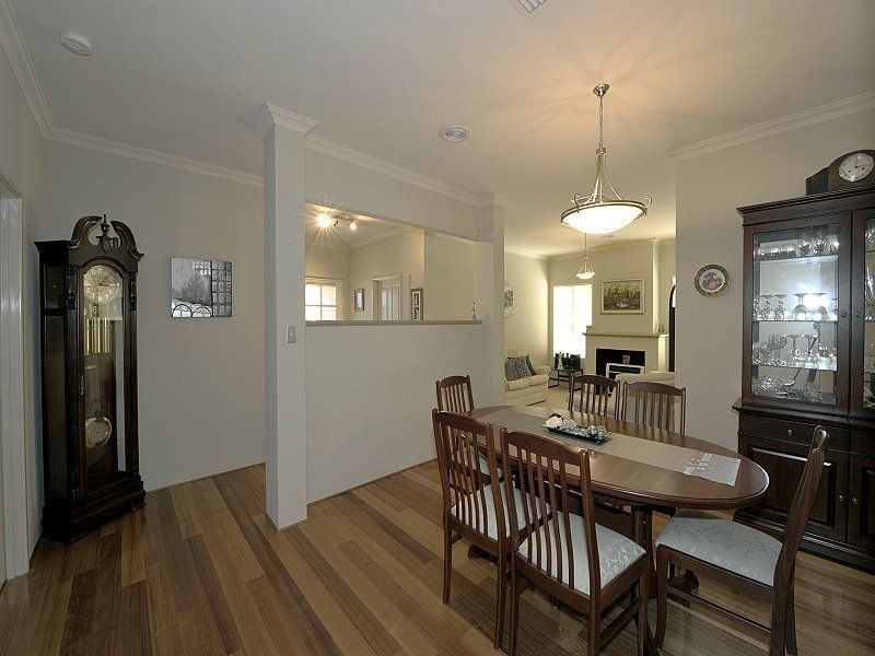 42 Hudson Drive, Dudley Park WA 6210