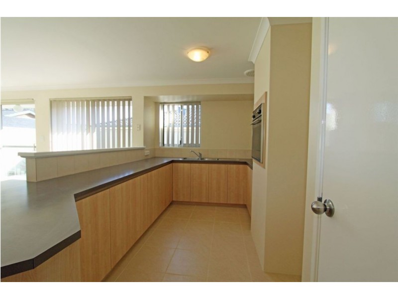 4/17 Allnutt Street, Mandurah WA 6210