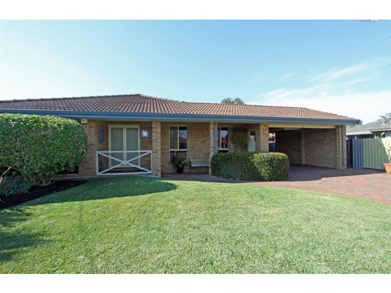 4 Amazon Drive, Greenfields WA 6210