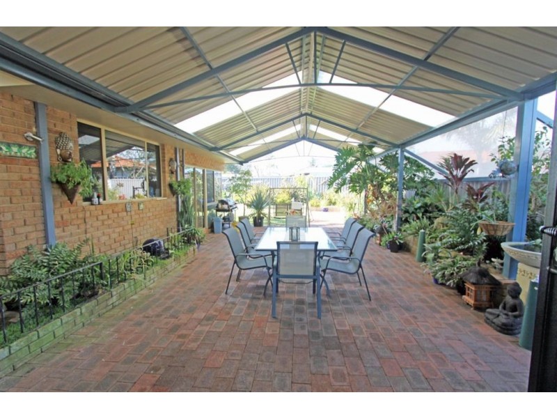 4 Amazon Drive, Greenfields WA 6210