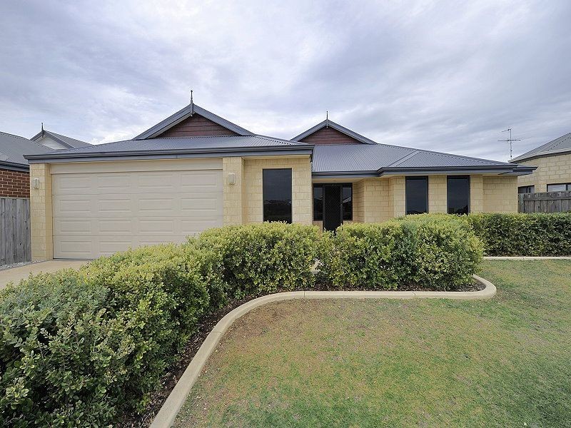 27 Quandong Parkway, Halls Head WA 6210