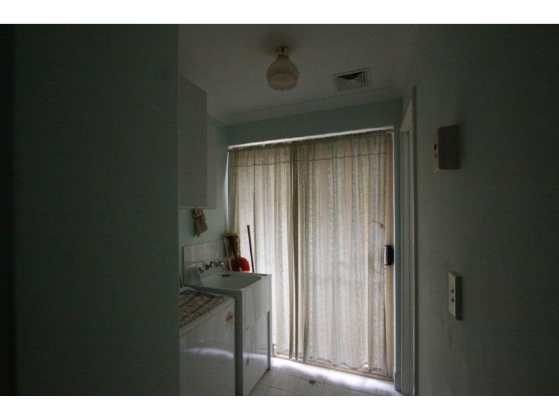 31 Peelwood Parade, Halls Head WA 6210