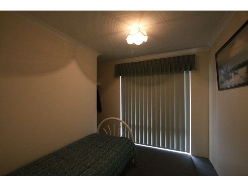 31 Peelwood Parade, Halls Head WA 6210