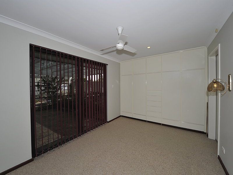 30 Elderberry Circle, Halls Head WA 6210